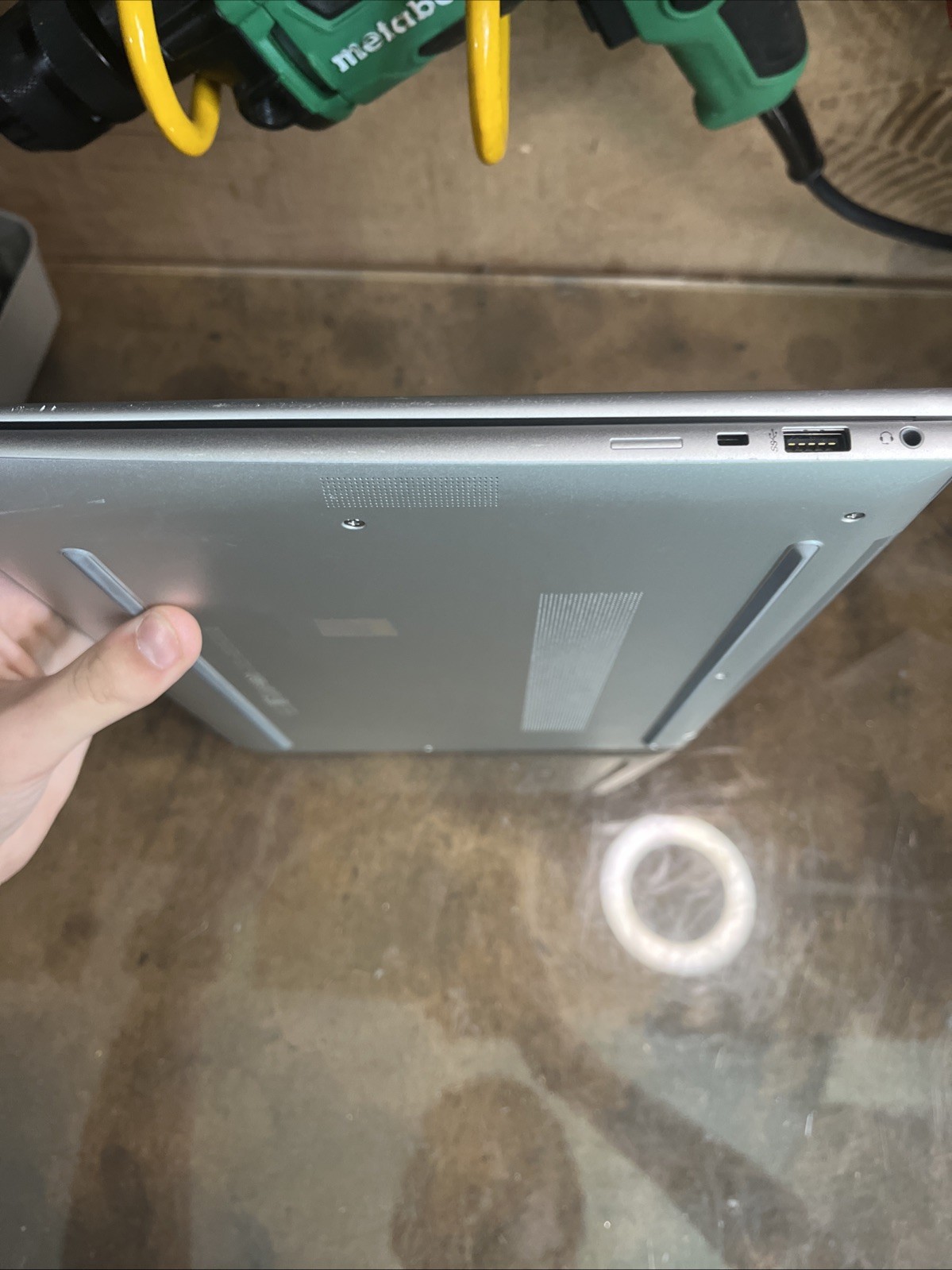 HP Elitebook 845 G10 14 FHD+ – Ryzen 7 PRO 7840U – 32GB DDR5 – 512GB SSD