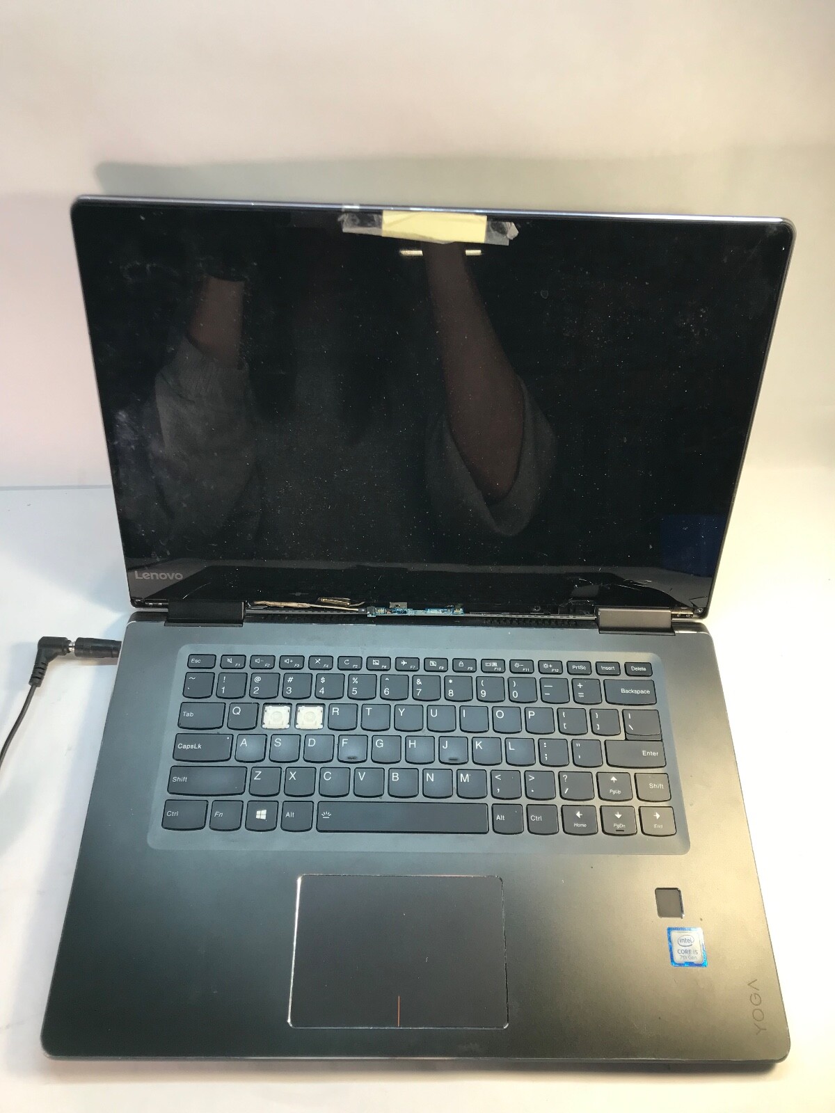 Lenovo ThinkPad Yoga 710-15 15″ Intel Core i5-7200U -POWERS/ CRACKED DISPLAY- MZ