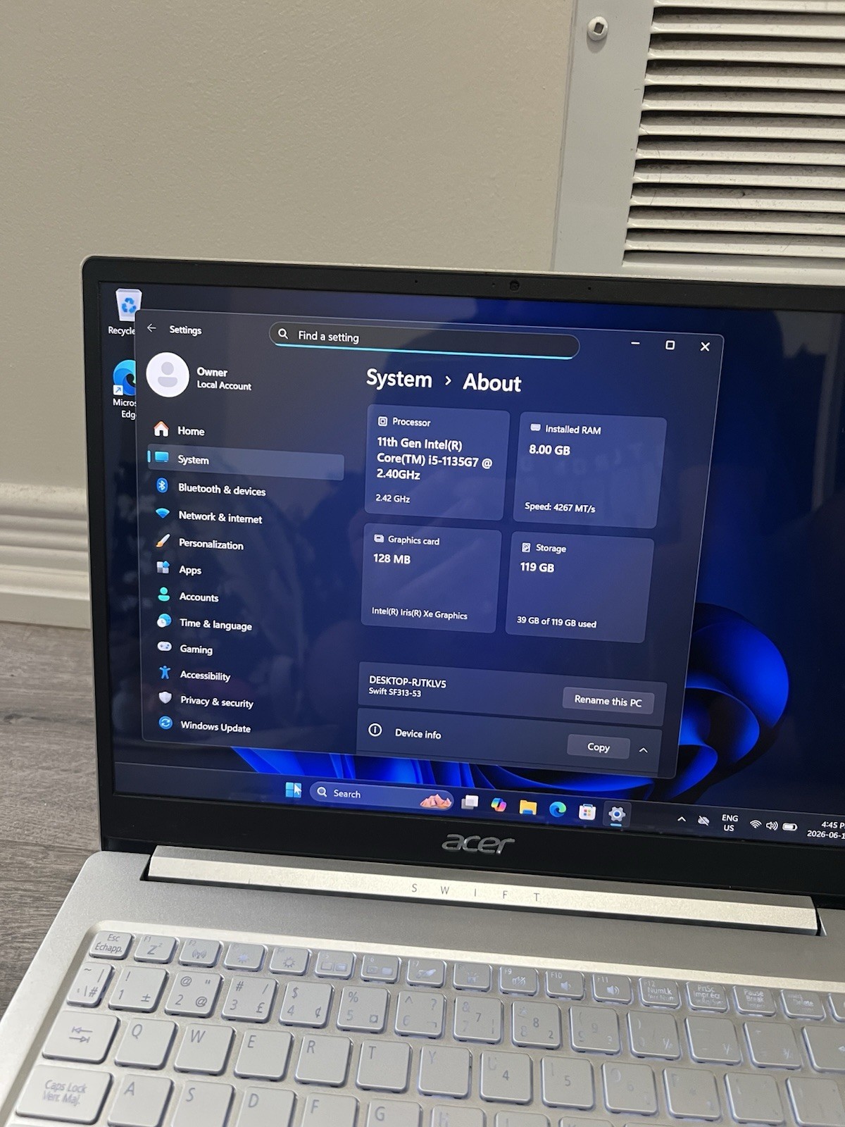 Acer Swift SF313-53 13″ 2k QHD Display i5 11th Gen CPU 8GB RAM 120GB SSD Win 11H