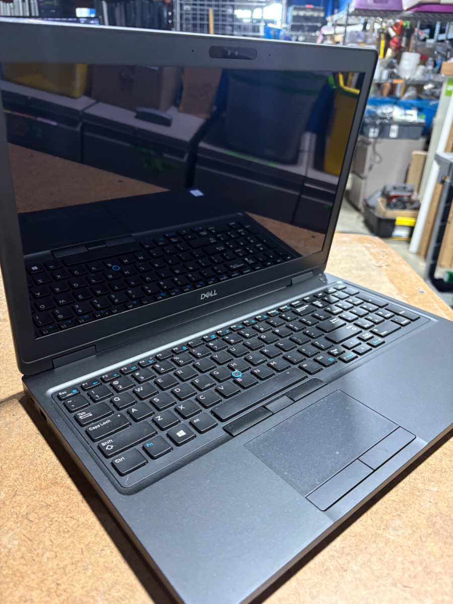 Dell Latitude 5591 15.6″ FHD i5-8300H 8GB 256GB SSD No OS No Charger
