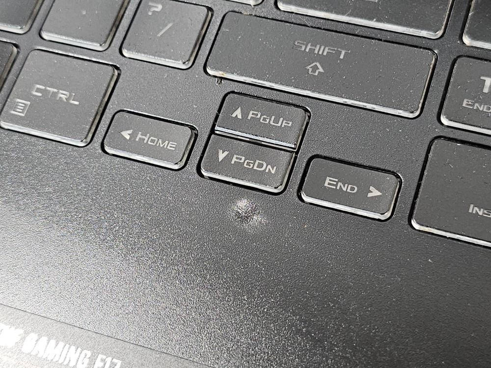 ASUS TUF Gaming F17 Laptop 3050 Geforce 512GB 16GB Intel i5 2.50 GHZ (AM1096901)