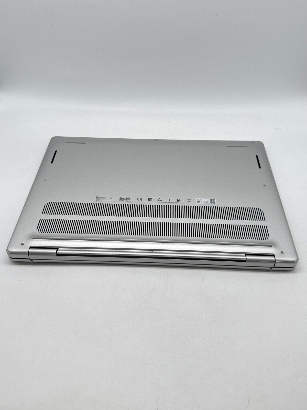 Dell 16 DC16251 16″ Intel Core 7 150U 32GB 1TB SSD – Used