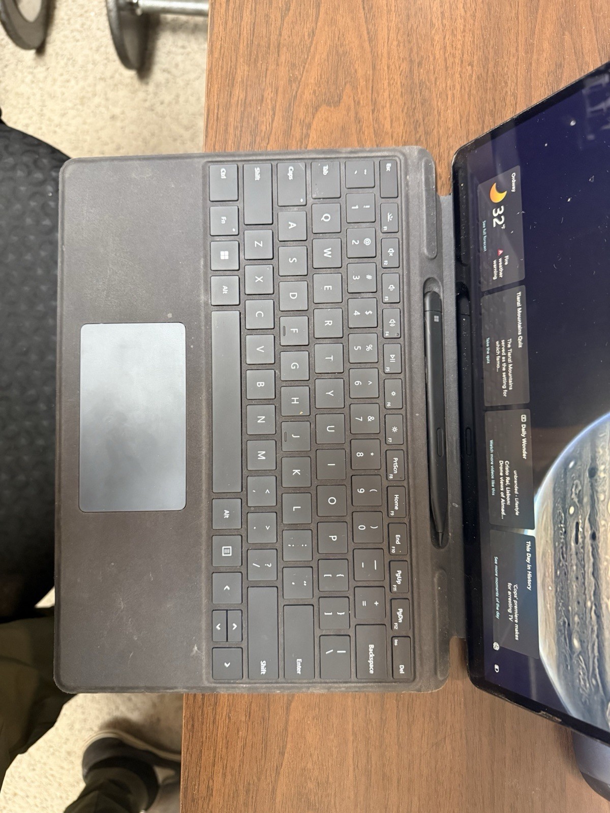 Microsoft Surface Pro 9 13″ (256GB SSD, Intel Core i5 12th Gen., 4.40 GHz, 8GB,