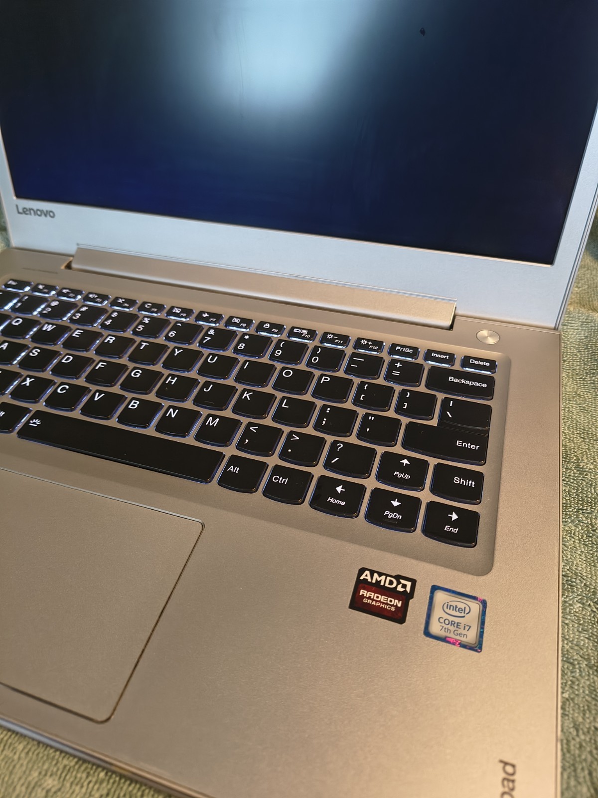 Lenovo IdeaPad 510S-15IKB Gaming Laptop Intel i7 7500u 16gb Ddr4 256SSD Win11Pro
