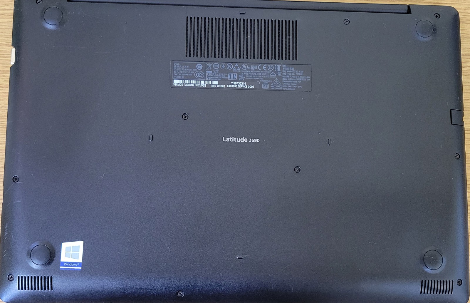 Dell Latitude 3590 i3-7020U 2.30GHz 8GB DDR4 No OS/HDD/SSD