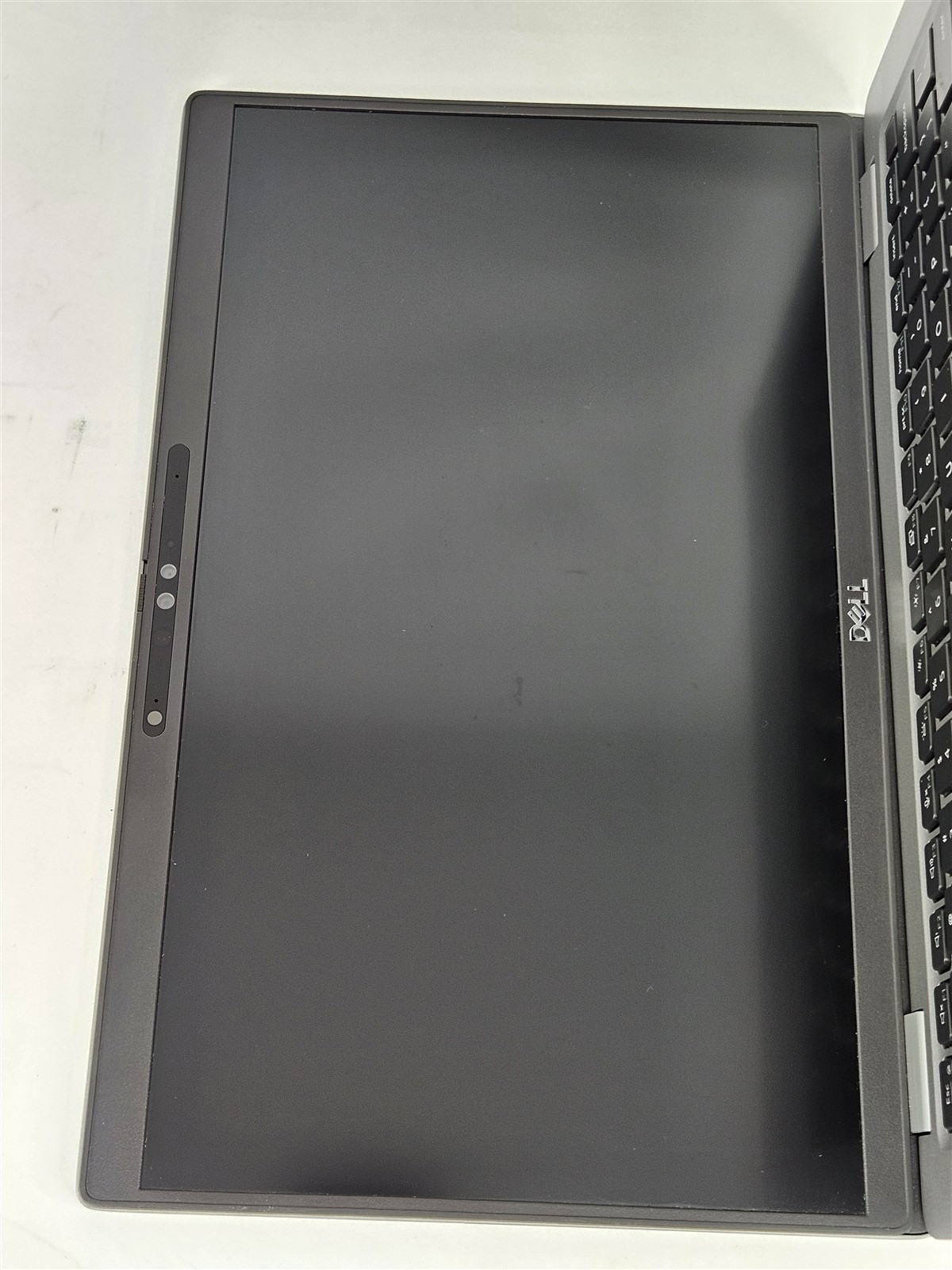 Dell 14″ Latitude 5431 P137G Intel Core i7-1270P 16GB RAM 256GB SSD Notebook