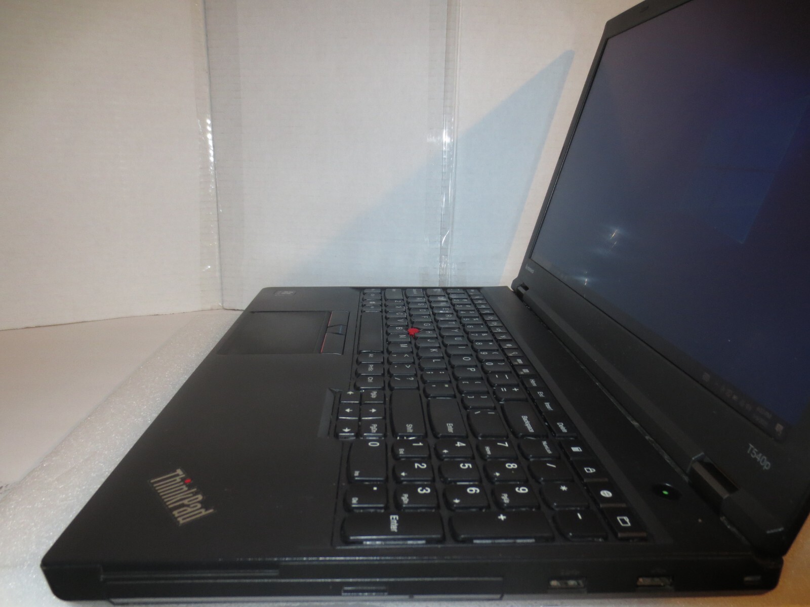 LENOVO THINKPAD T540P CORE i7-4900MQ@2.80GHz 8GB RAM SSD 1TB