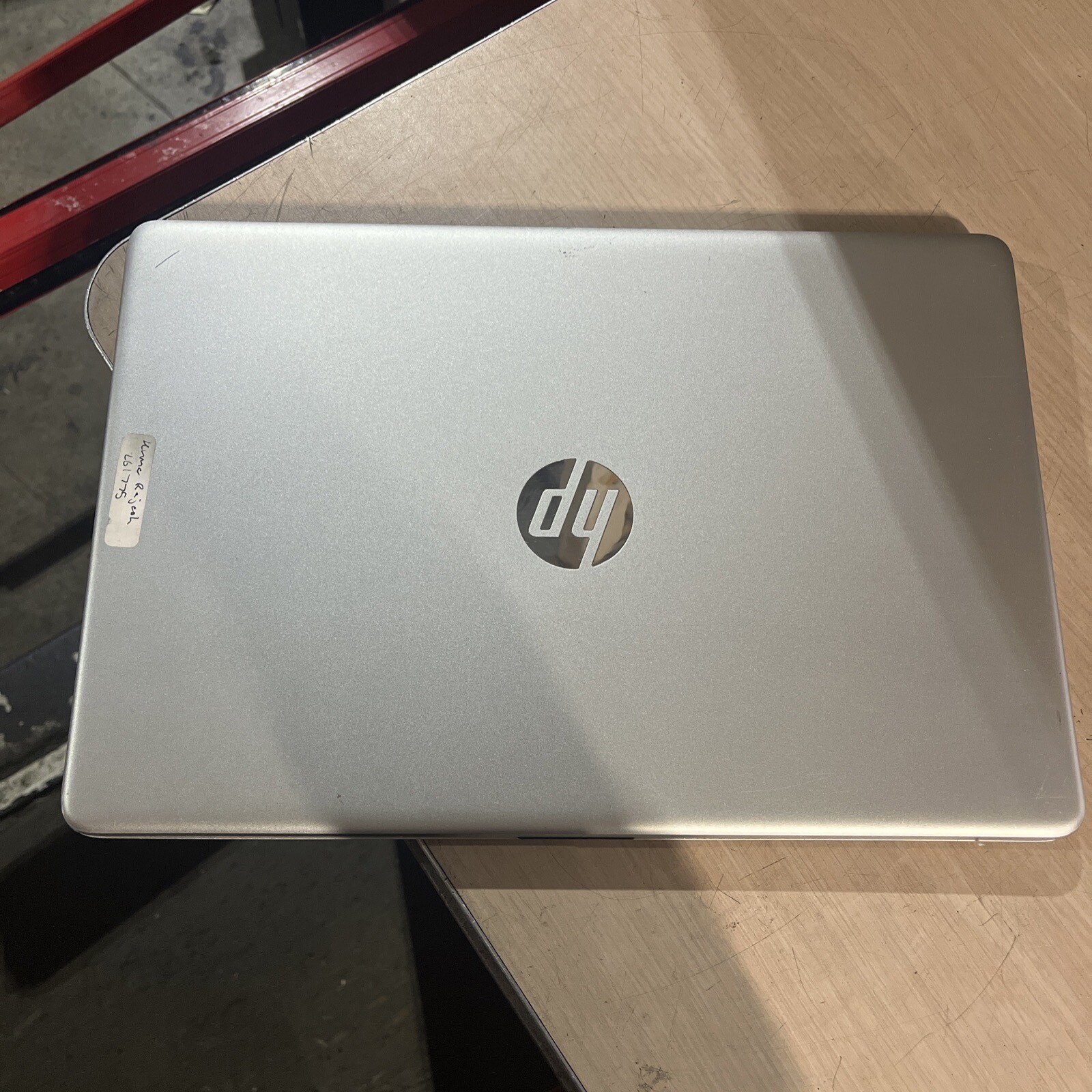 HP LAPTOP 15-EF1038NR AMD RADEON 4GB RAM NO HD