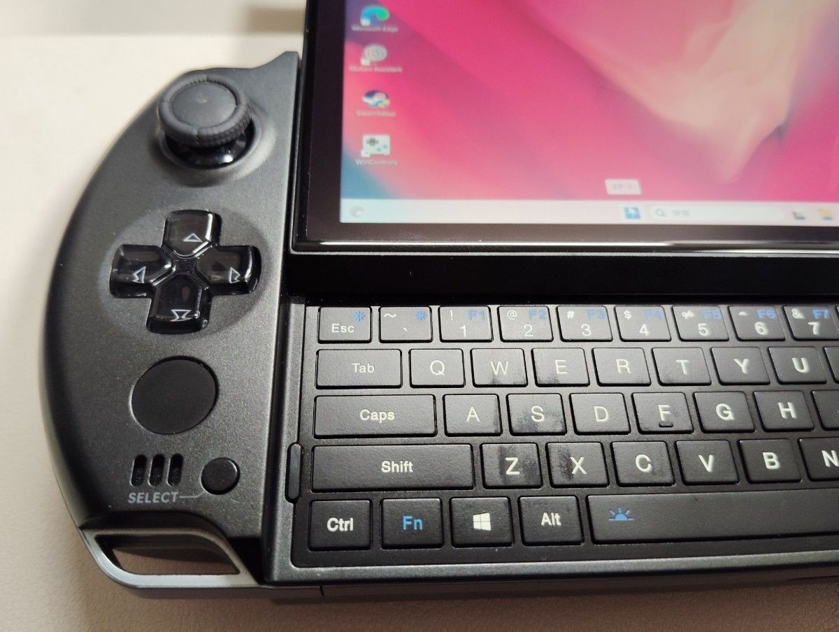GPD WIN 4 Handheld Gaming PC Ryzen 7 6800U 16GB RAM 1TB SSD
