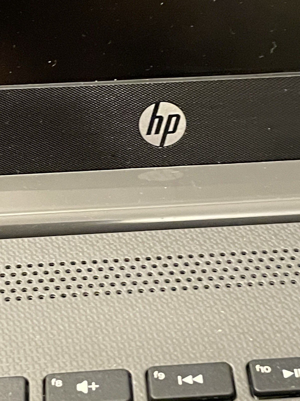 HP 250 G7 Laptop 15.6″ i5-1035G1 Windows 11 Version 24H2 for X64. Please Read