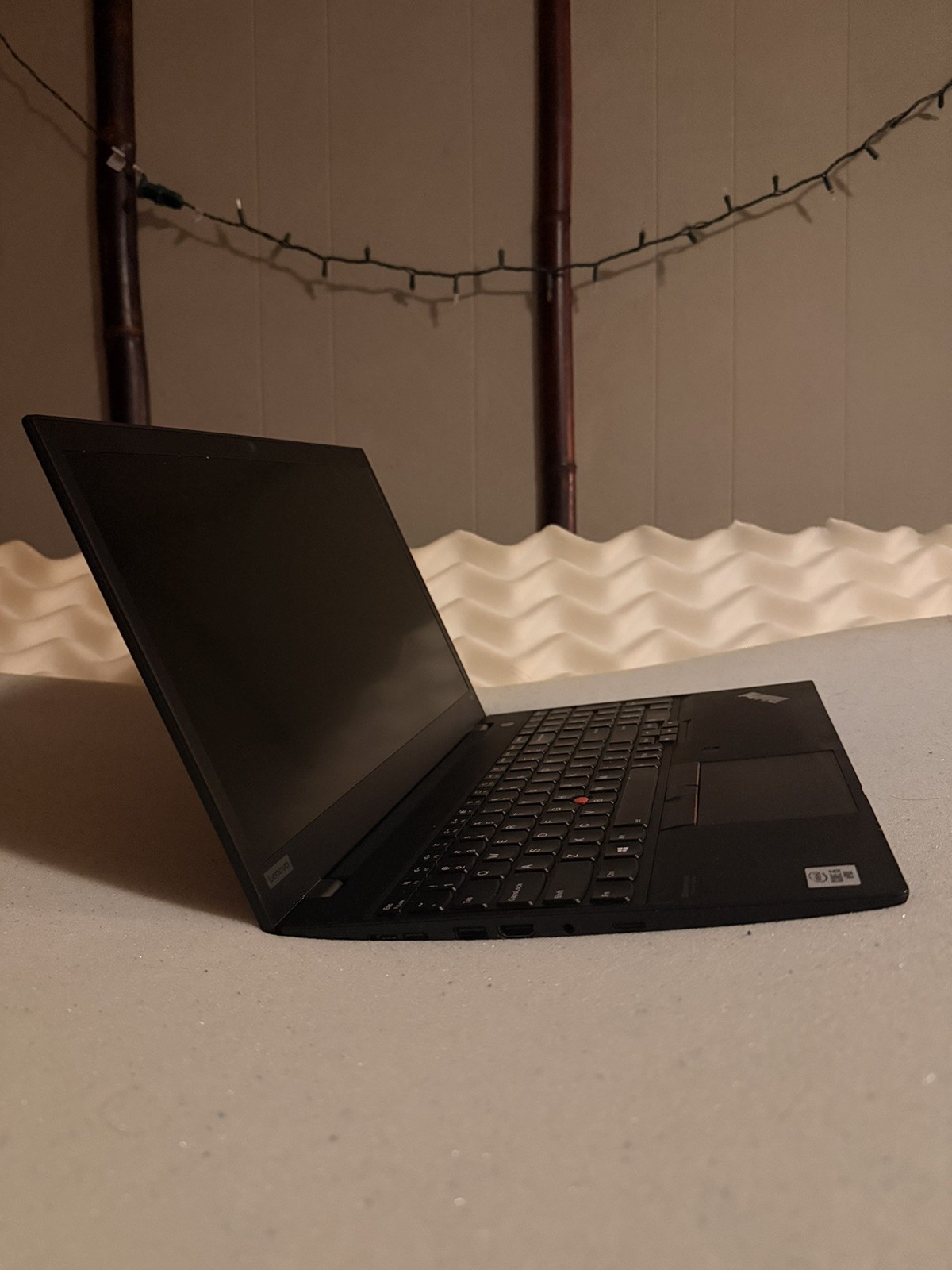 Lenovo ThinkPad T15 Gen 1 Black FHD i5-2.40GHz 16GB 512GB SSD Good