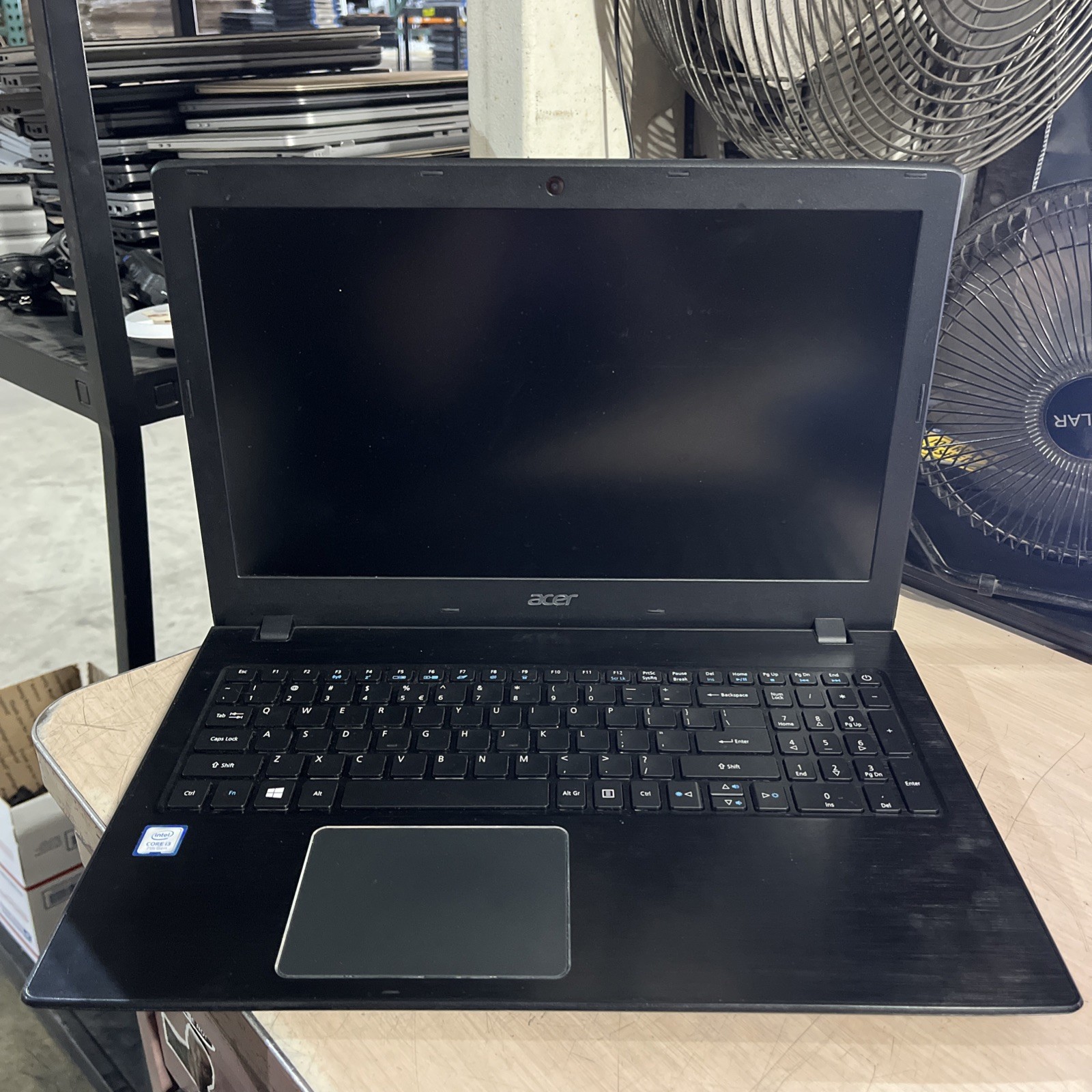 ACER ASPIRE E575 SERIES INTEL CORE I3 7TH GEN 8GB RAM NO HD