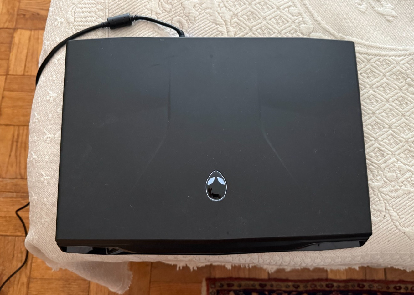 Alienware M17x R3 17″ GAMING l 8GB RAM, l 500 GB SSD, 1 500 GB HDD Core i7