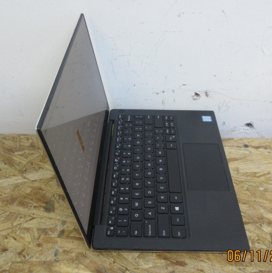 Dell XPS 13 9370 Intel Core i5-8TH @ 1.60GHz 8GB RAM 256GB SSD WIN11P LAPTOP.