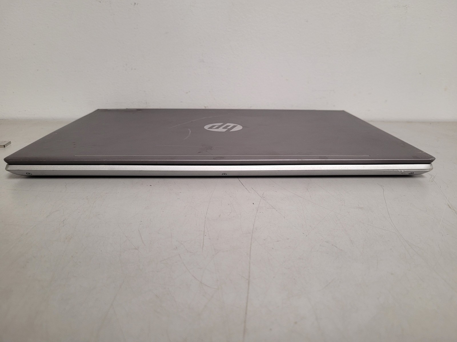 Hp pavilion 15-cs2064st i7-8565u 1.8ghz 8gb ram 240gb ssd charger 5CD9415DNQ