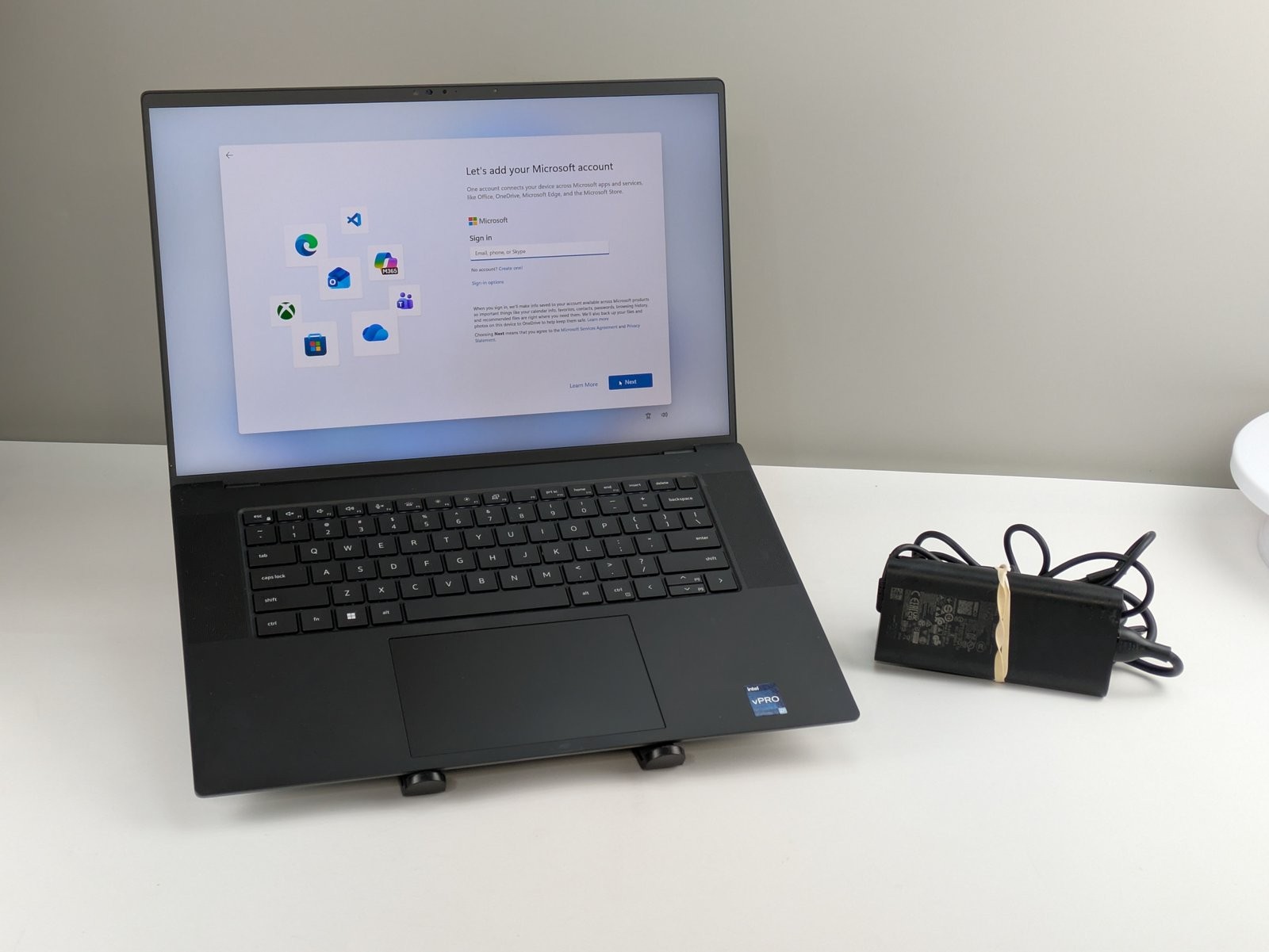 Dell Precision 5680 16″ i7-13800H 32GB RAM 512GB SSD RTX 2000 WUXGA W11P