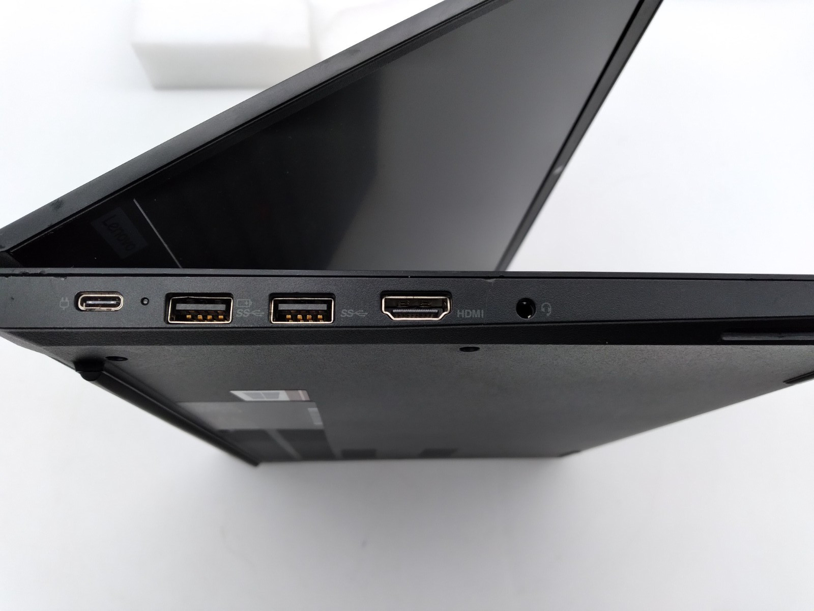 LENOVO THINKPAD E14 – INTEL i3-10110U – 10th Gen – 2.10GHZ 500GB HDD 8GB WIN11