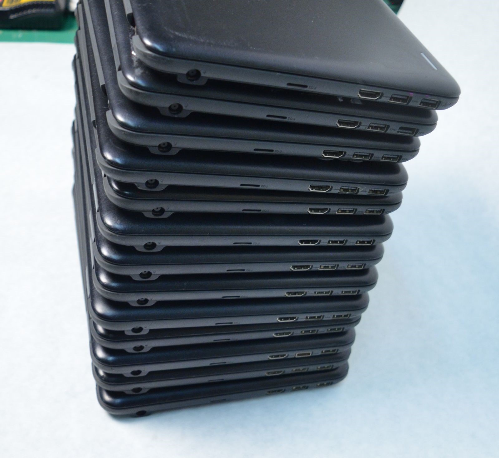 Lot 10 Dell Chromebook 11 3180 11.6″ Celeron N3060 2.48GHz 4GB-RAM 16GB-SSD