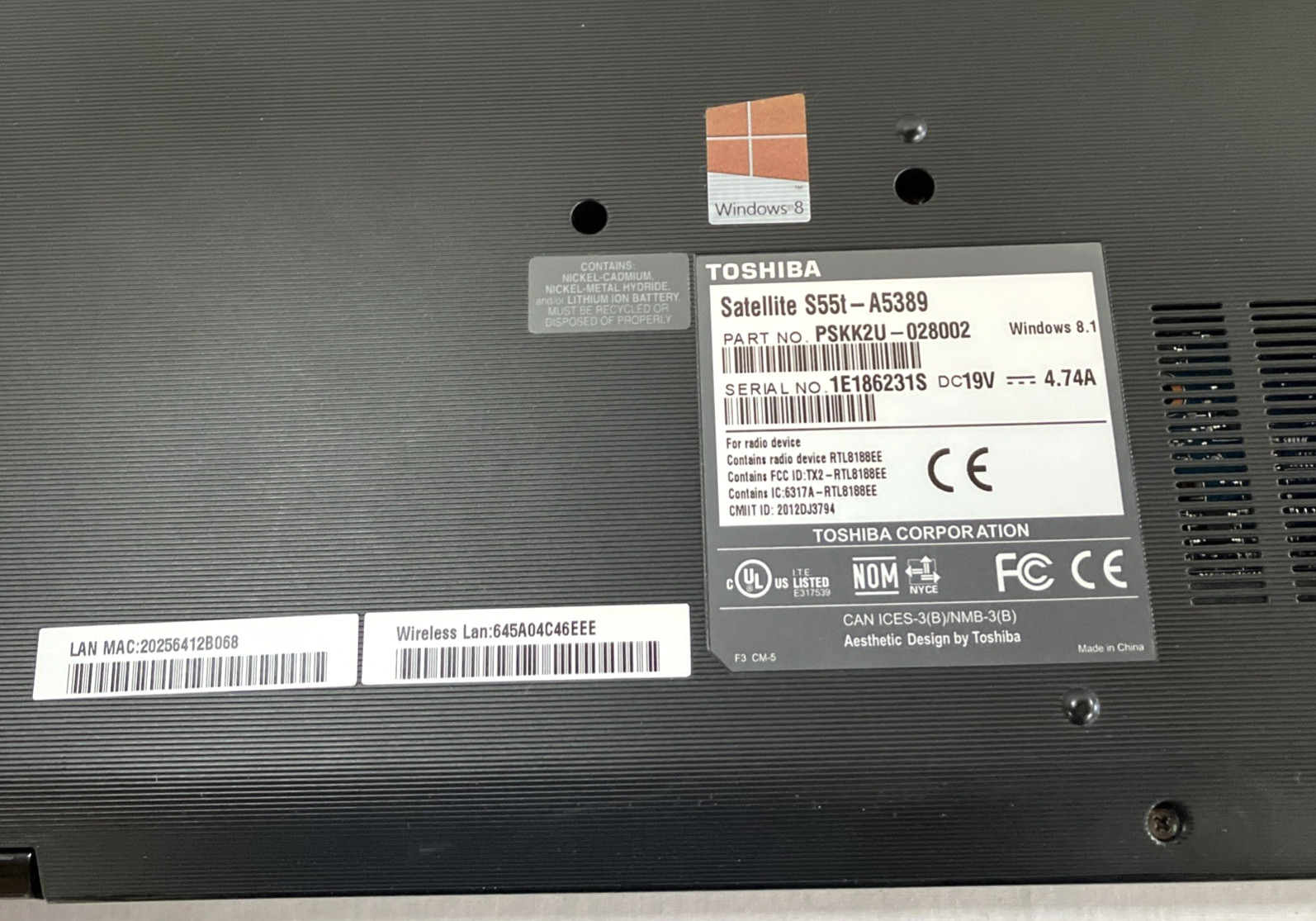 Toshiba Satellite S55T-A5389 15.6” Laptop Intel 2.40GHz 8GB RAM 699GB HDD