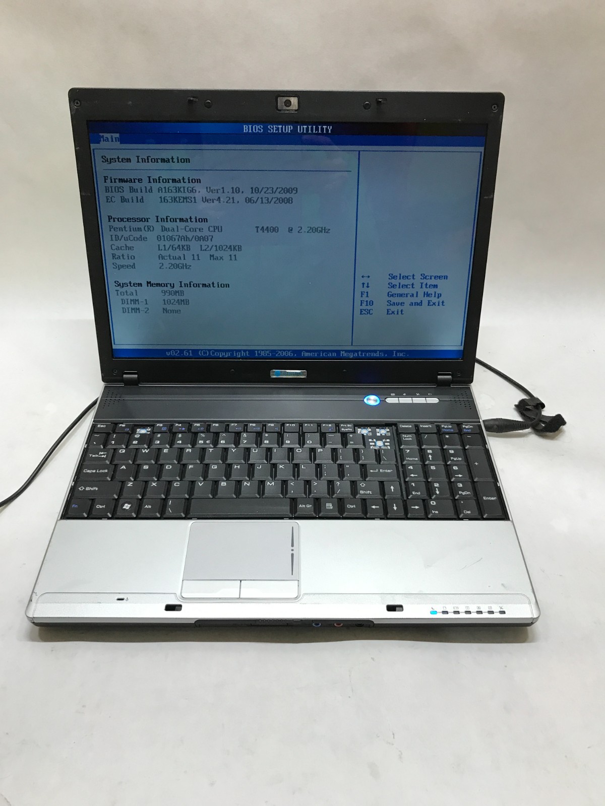 Certera MS-163K 15″ Intel Pentium 1GB RAM NO HDD/OS For Parts/Repair READ!! – DW