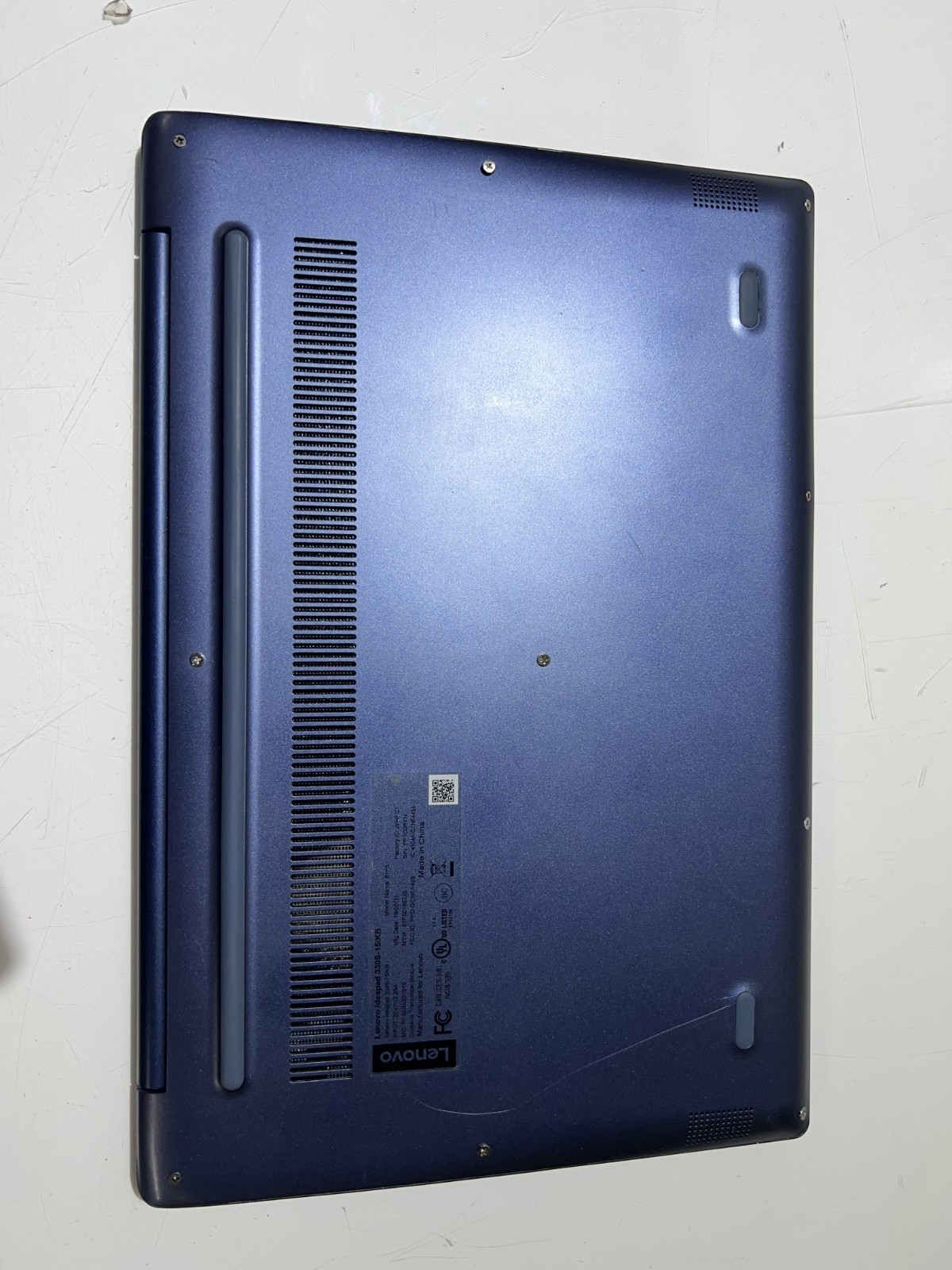 LENOVO IDEAPAD 330S i3-8130U@2.20GHz 12GB RAM 256GB NVMe Win-10H