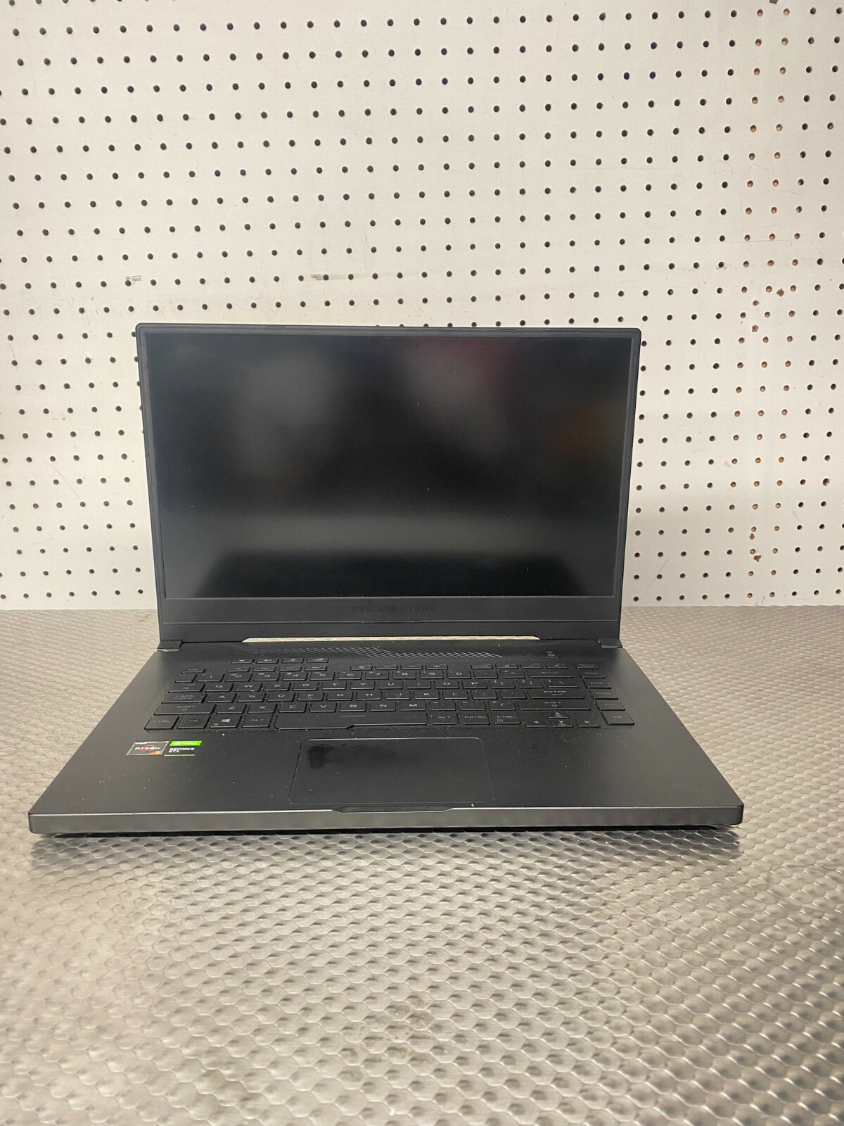 2019 ASUS Rog Gamer Laptop 15.6″ 512gb SSD 16gb AMD Ryzen 7 3750h GTX 1660 TI