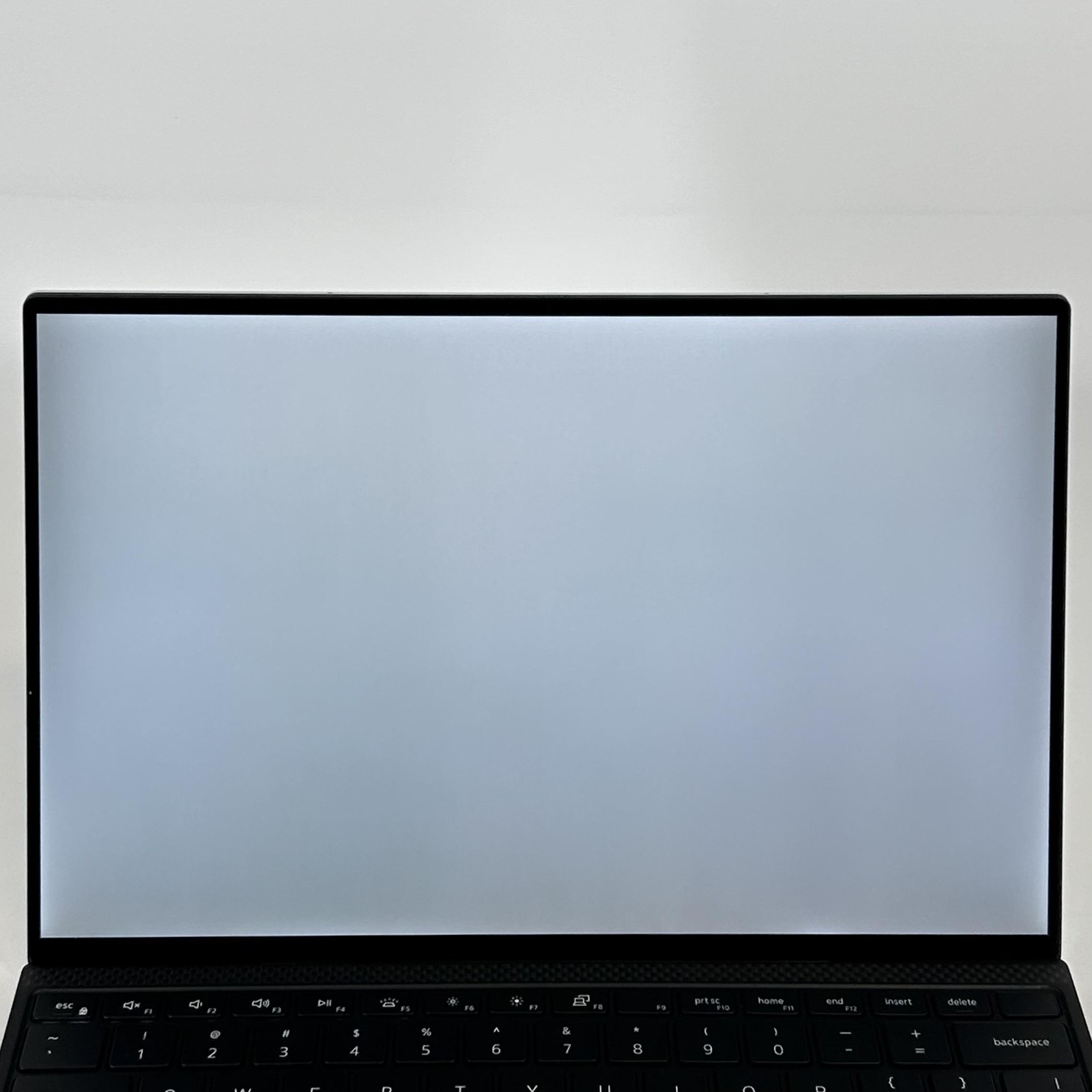 Dell XPS 13 9300 2020 Gray UHD+ TOUCH i7-1065G7 1.30GHz 16GB 512GB SSD Good