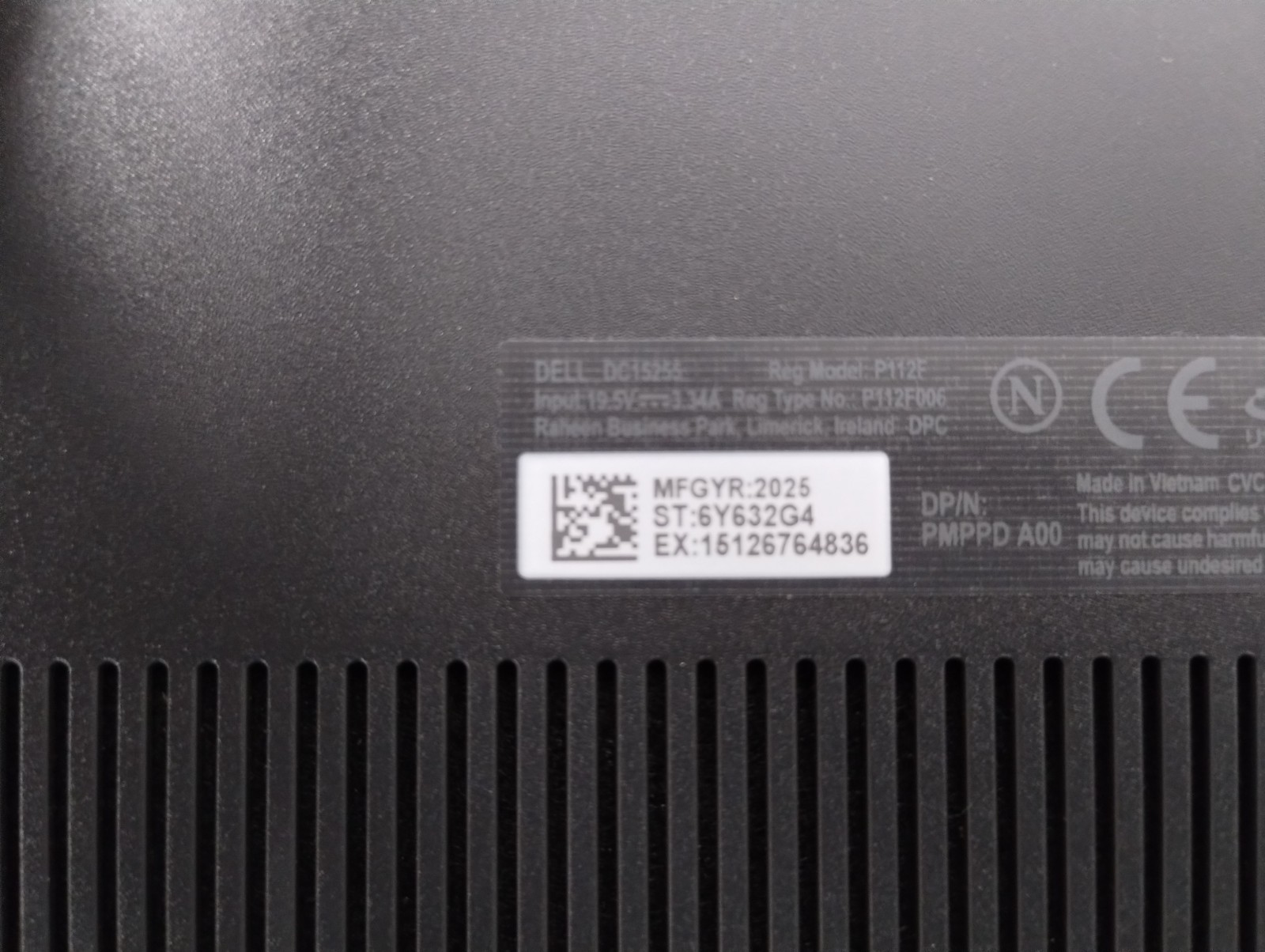 DELL 15 DC15255 G8MK9, AMD Ryzen 7 7730U, 2.00 GHz,, 16 GB RAM,, 512 GB NVMe SSD