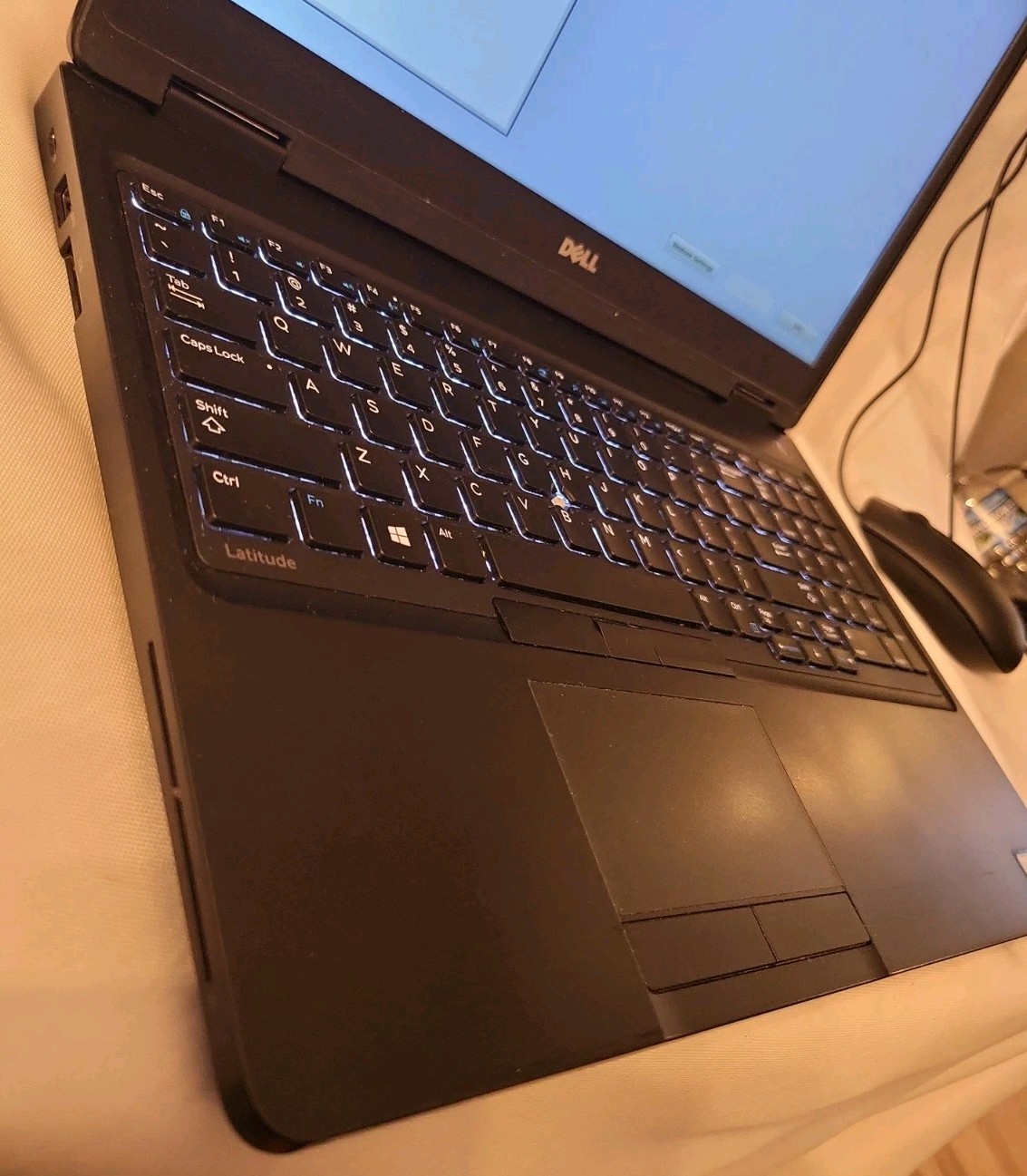 Dell Latitude 5580 | i5-7300U @2.60GHz | 16GB RAM |No SSD No Battery 061504