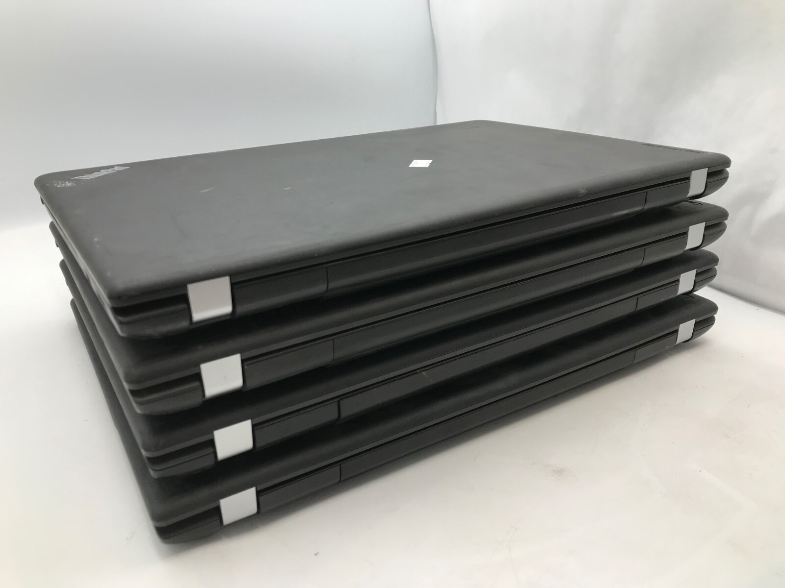 LOT OF 4 Lenovo E550/E560 15″ Intel Core i3 -Various Issues/Missing Parts -MZ
