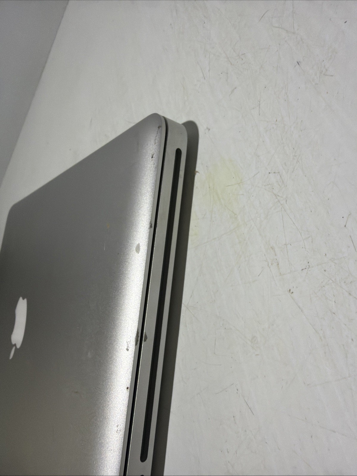 Apple Macbook Pro 13″ Mid 2012 Laptop i5-3210M 4gb Ram 500gb SSD Mac OS High Sie