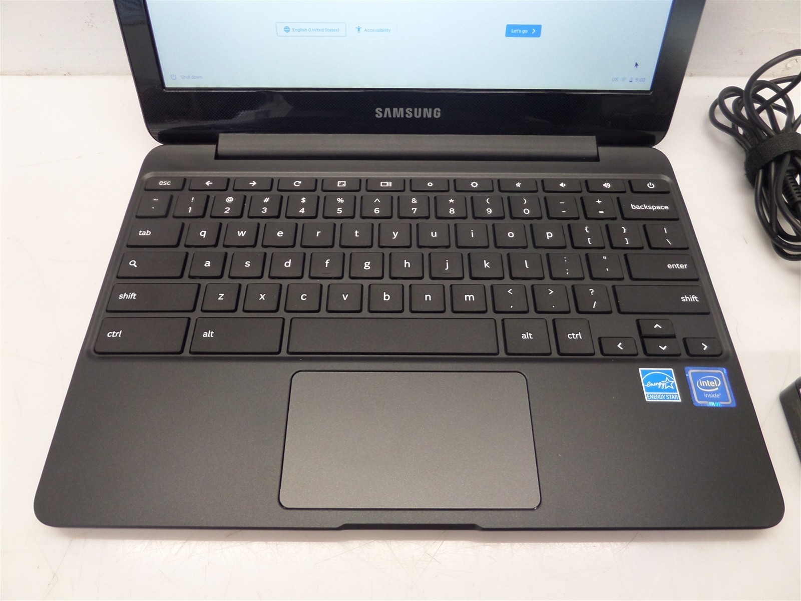 Samsung Chromebook 3 11.6″ XE500C13-K04US 16GB eMMC 4GB RAM N3060 1.6GHz CPU