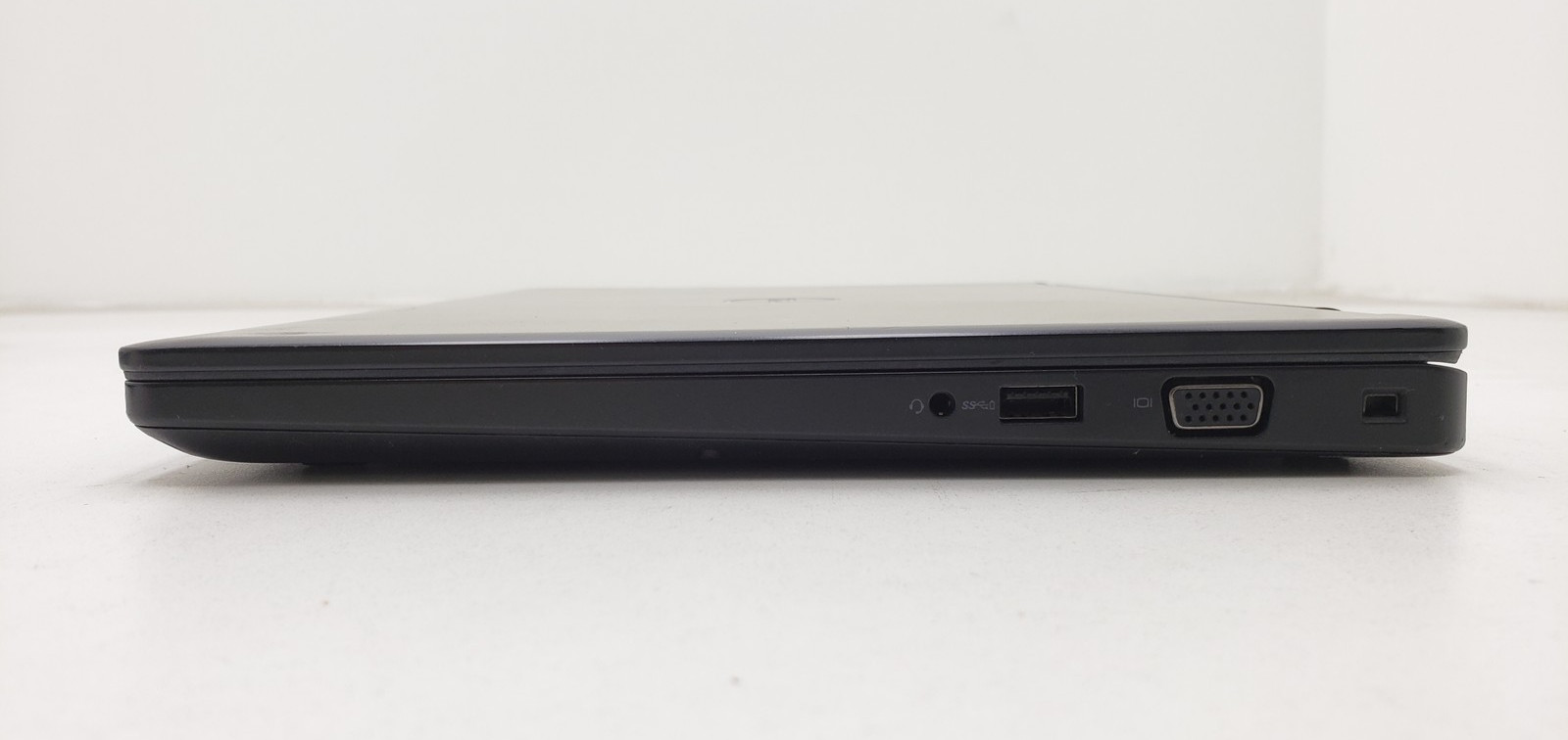 Dell Latitude 5491 Laptop Intel Core i7-8850H 16GB RAM 256GB SSD 14″ Win 11 Pro.