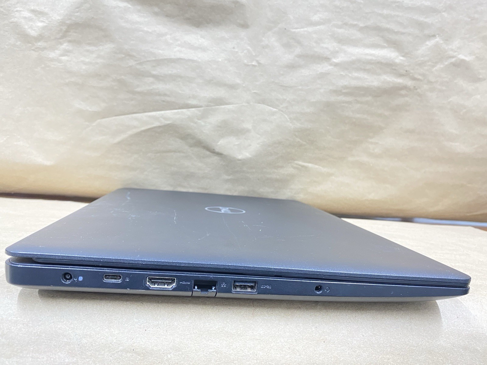 Dell Latitude 3590 – 15.5″ 1366×768 – i3-7130U – 8GB – 128GB SSD – Win 10 READ