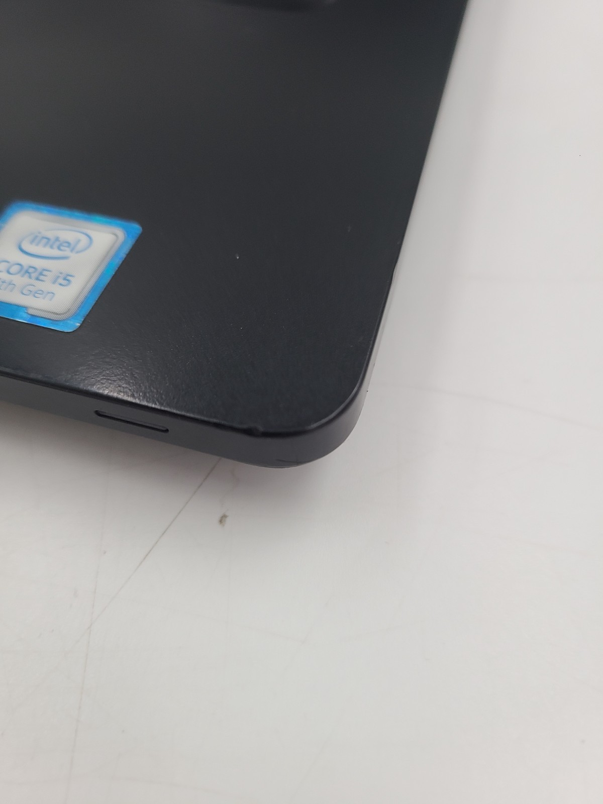 Dell Latitude 5480 i5-7300U 2.60GHz 8GB Ram 512GB SSD Win 11 Pro