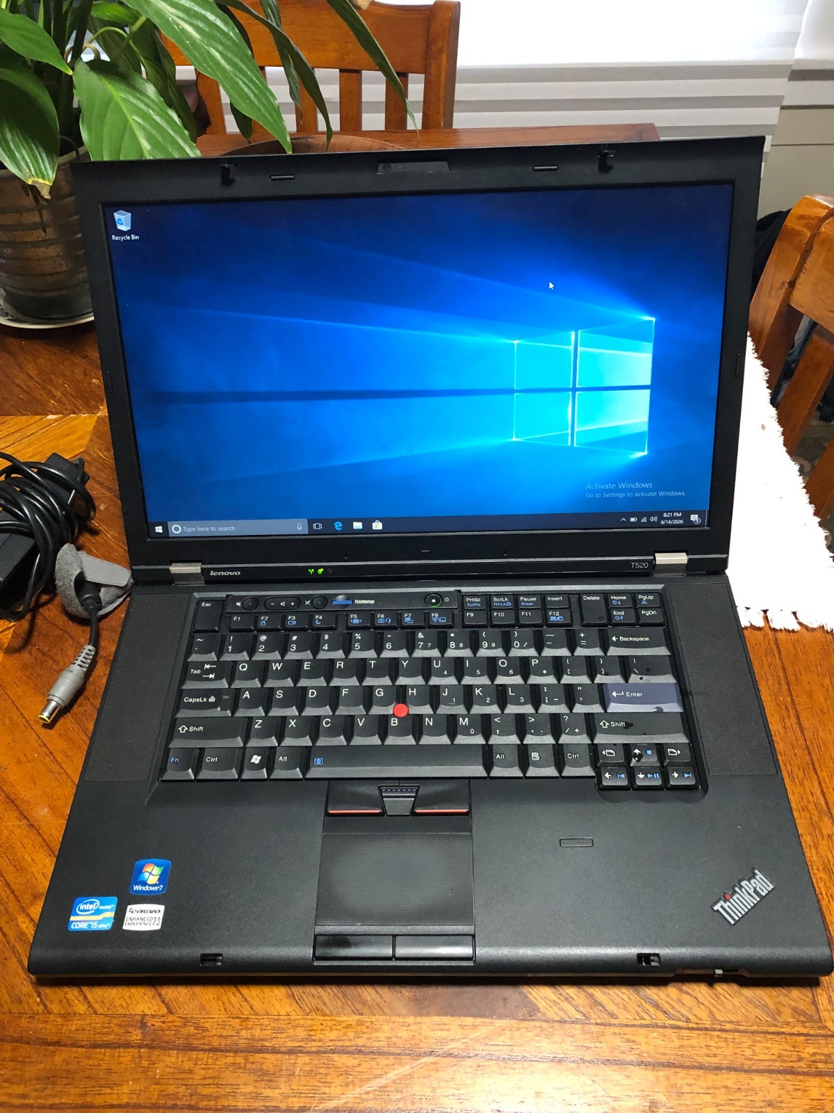 ThinkPad T520| Intel Core i5-2520M| 8GB RAM| 240 GB SSD W10