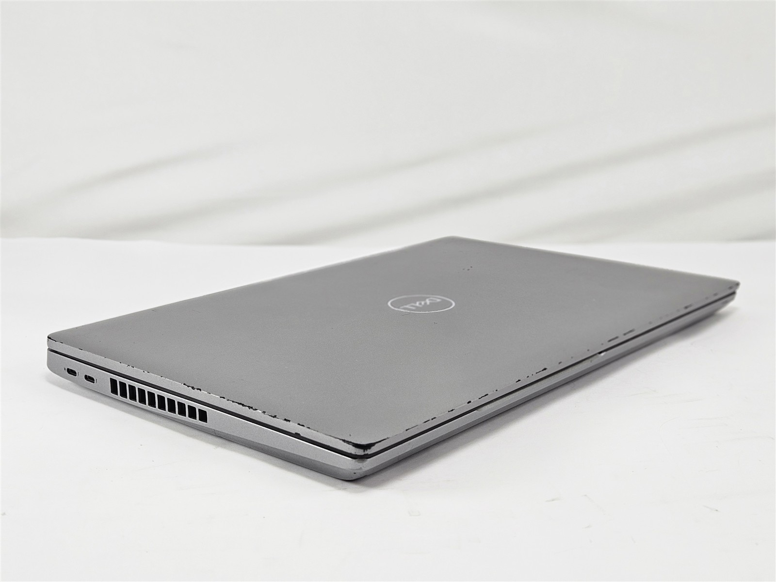 Dell Precision 3571 i5-12600H 16GB 256GB SSD 15.6″ FHD Notebook