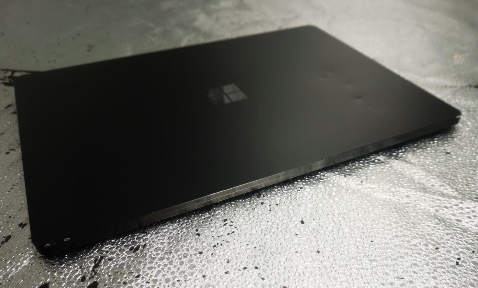 Microsoft Surface Laptop 3 13.5″ 256GB 8G Intel Core i5-1035G7 – 1.20 GHz *READ*