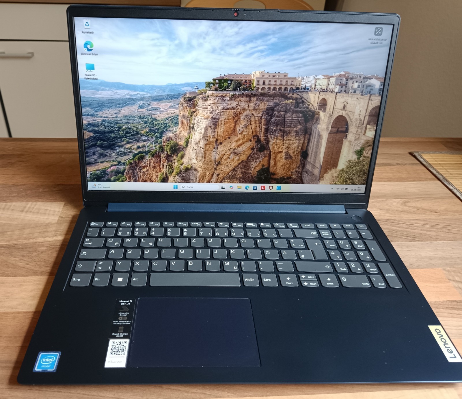 Lenovo IdeaPad 1 15IGL7, Celeron N4120, 1.10Ghz, 15.6″ Display
