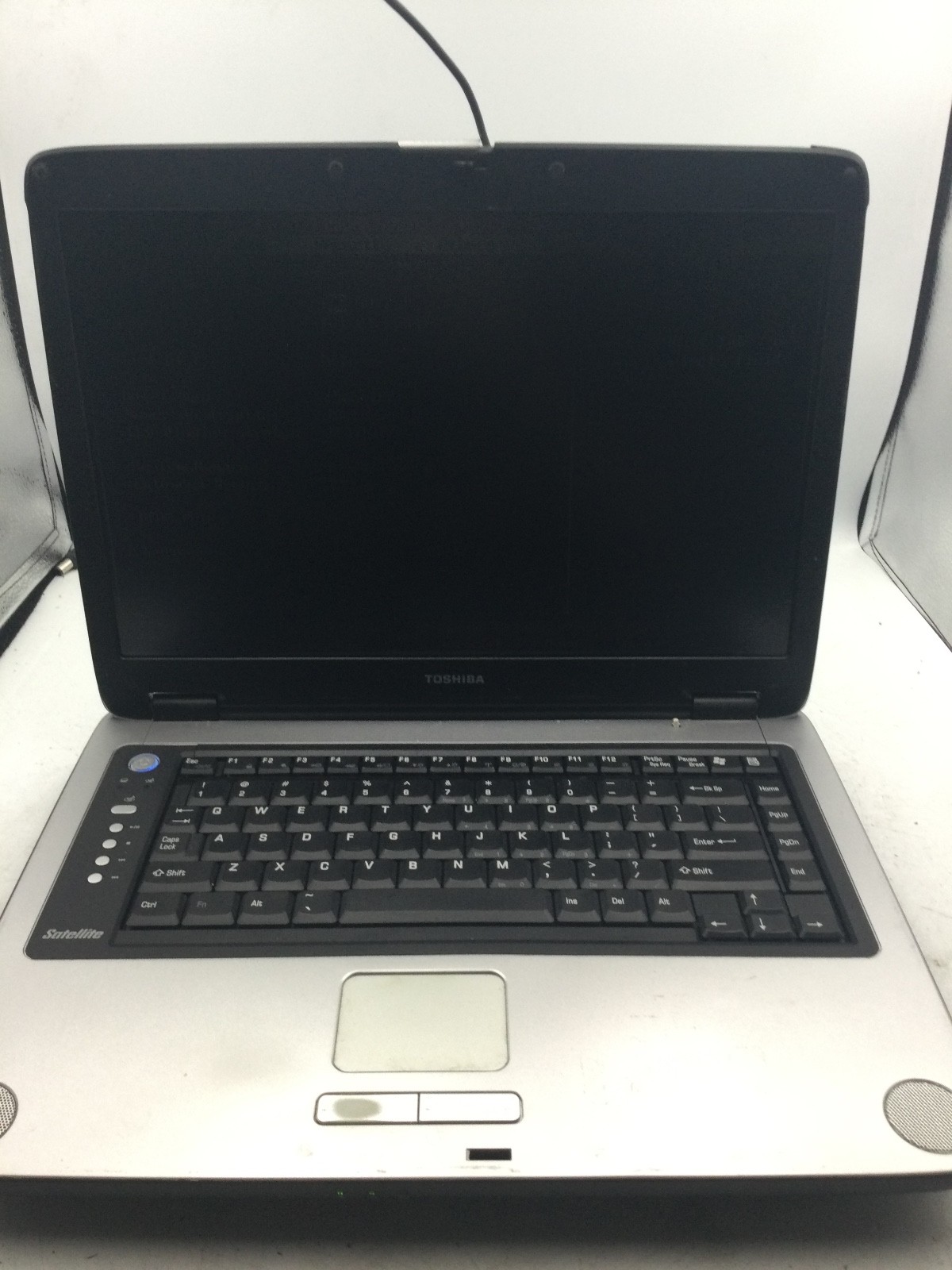 TOSHIBA SATELLITE M35X-S161 – BOOTS TO BIOS – NO RAM – INTEL CELERON – READ – BB