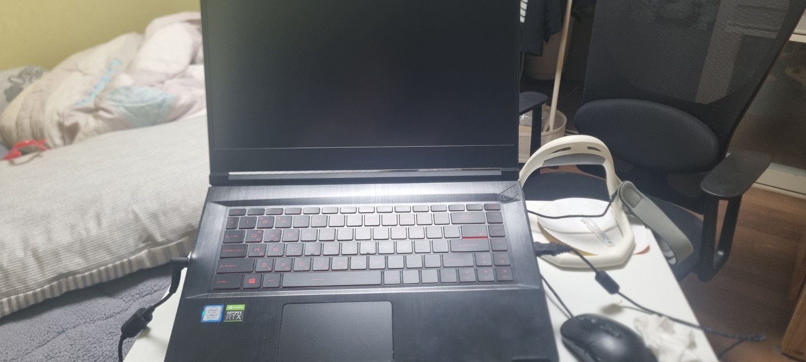 MSI GF65 Thin 9SEXR i7-9750H RTX 2060 Gaming Laptop – Works Plugged In, Battery