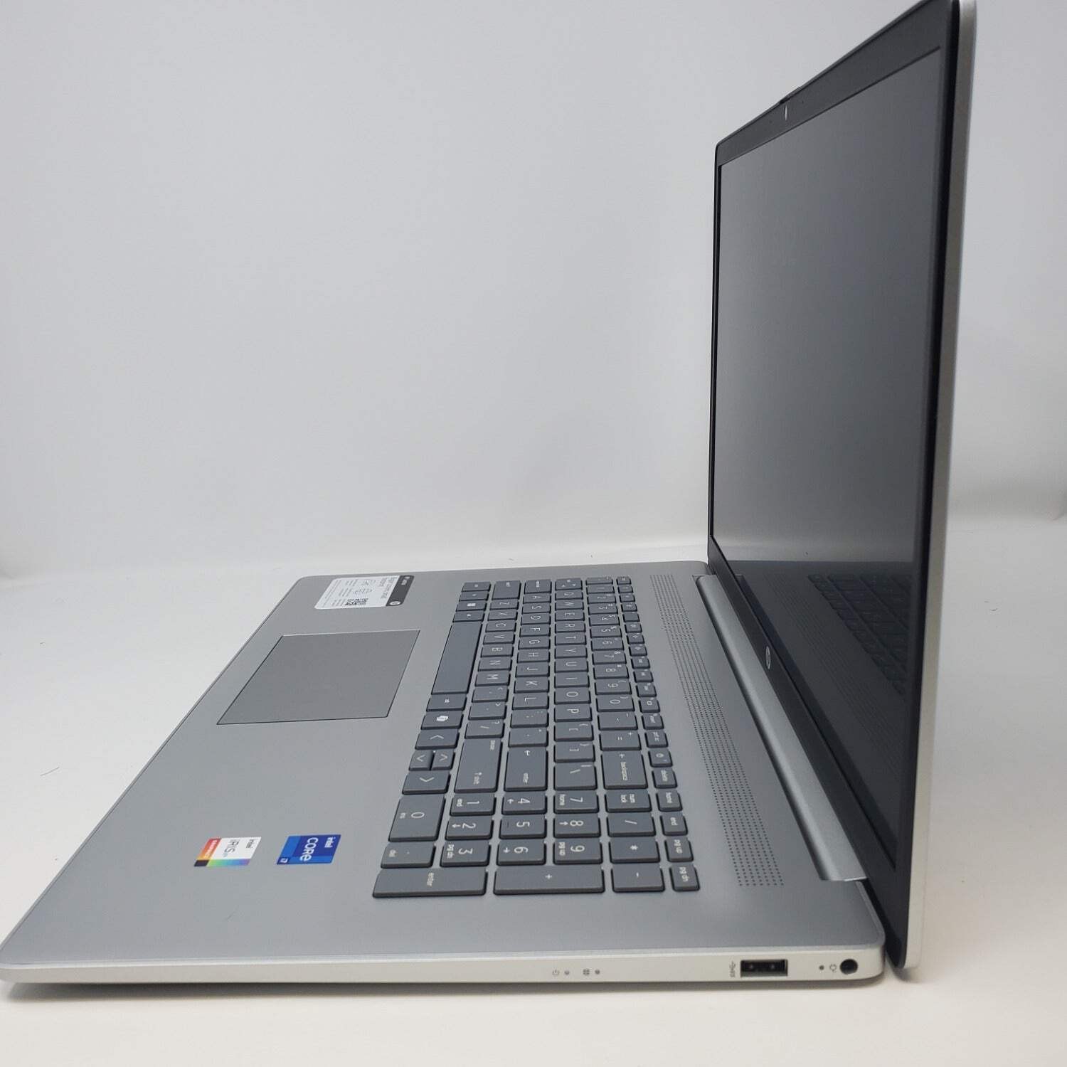 HP Laptop 17-CN3327DX 17.3″ i7-1355U 1.7GHz 16GB RAM 1TB SSD