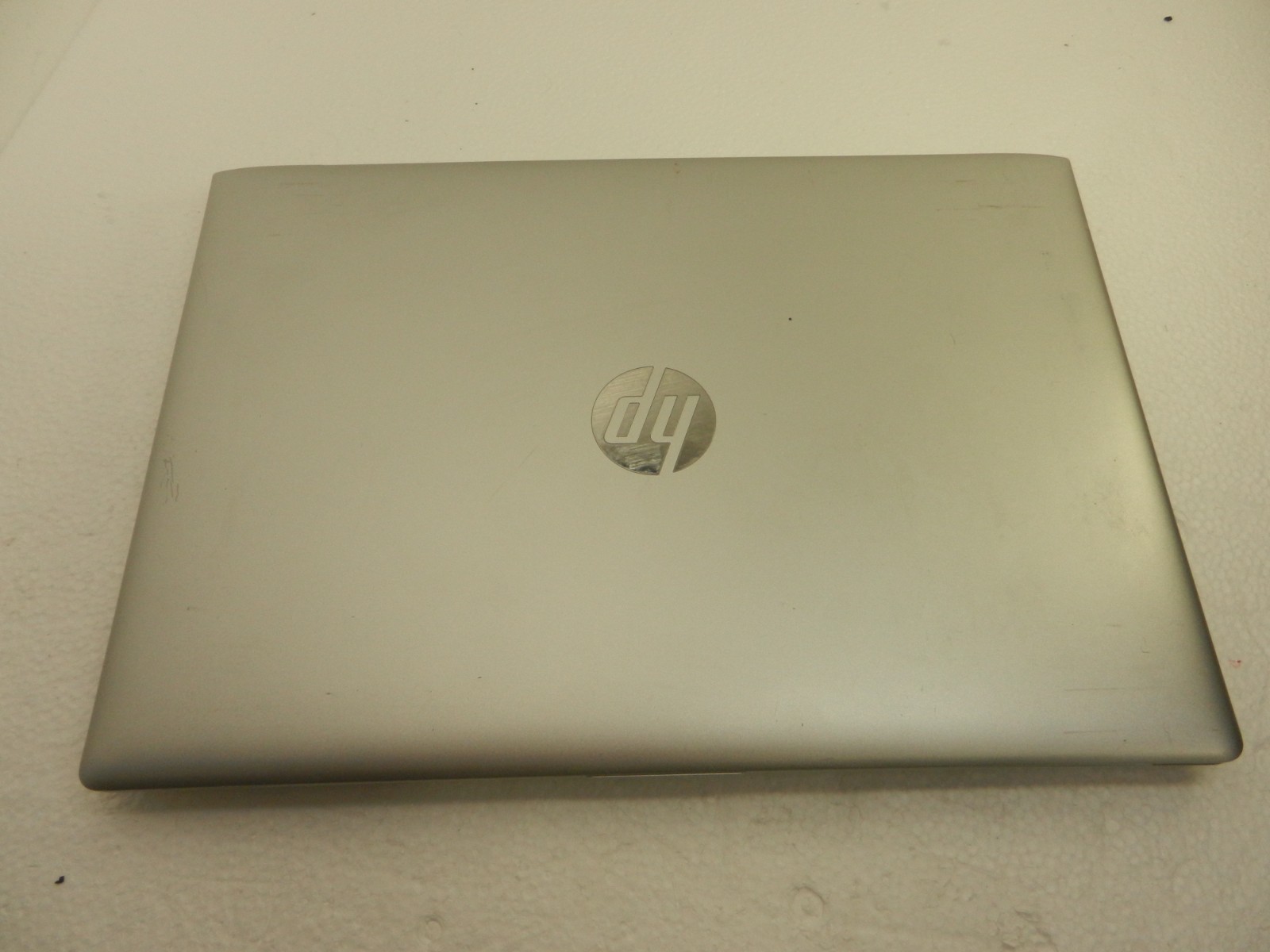 HP ProBook 440 G5 LAPTOP – Intel Core i7-8550u @ 1.80Ghz / NO RAM / NO HDD