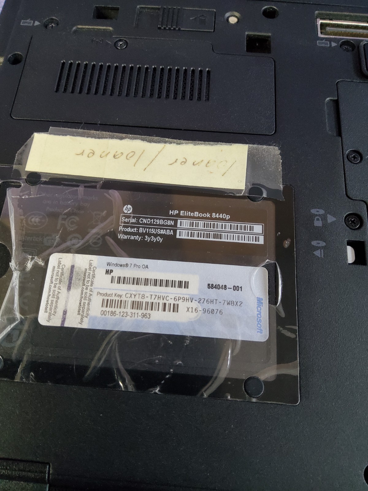 HP EliteBook 8440p No Hard drive no cord Parts Only