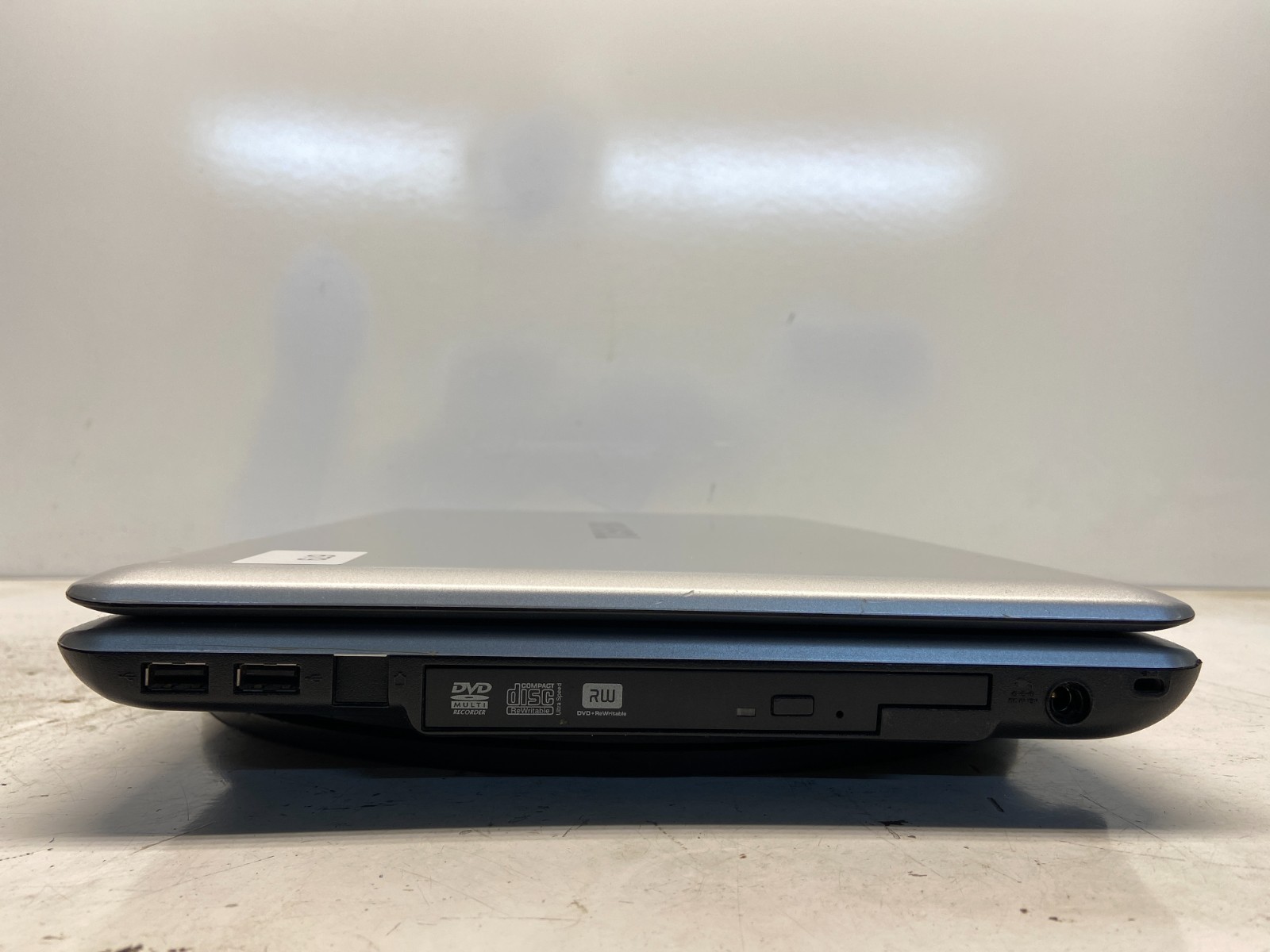 Toshiba Satellite L455-S5975 Intel Celeron 900 2.2GHz 2 GB NO HDD