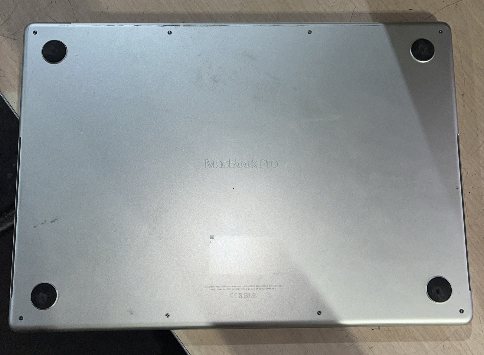 APPLE MACBOOK PRO “M1″ 10 CPU/16 GPU 16” 3.2GHZ 16GB RAM 512SSD