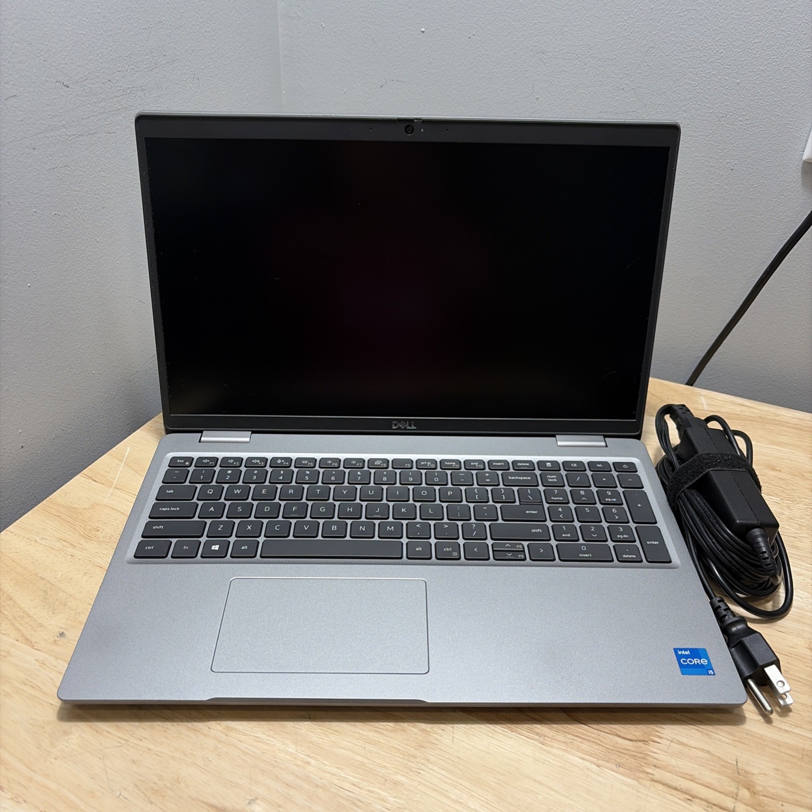 Dell Latitude 5520 Core i5-1135G7 2.40GHz, 16GB, 256GB SSD WebCam, WiFi W11 Cord