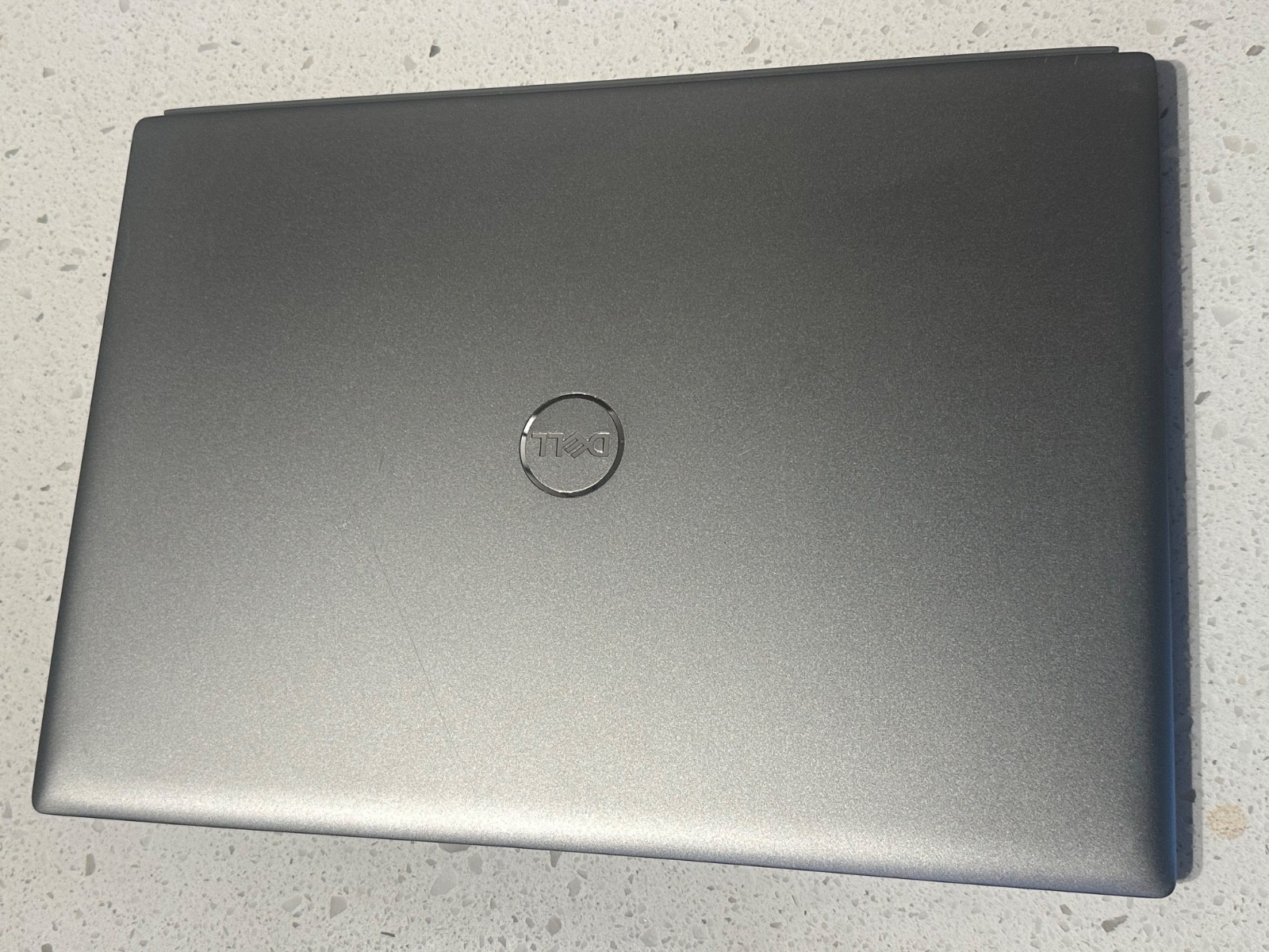 Dell Inspiron 16 5625 Silver