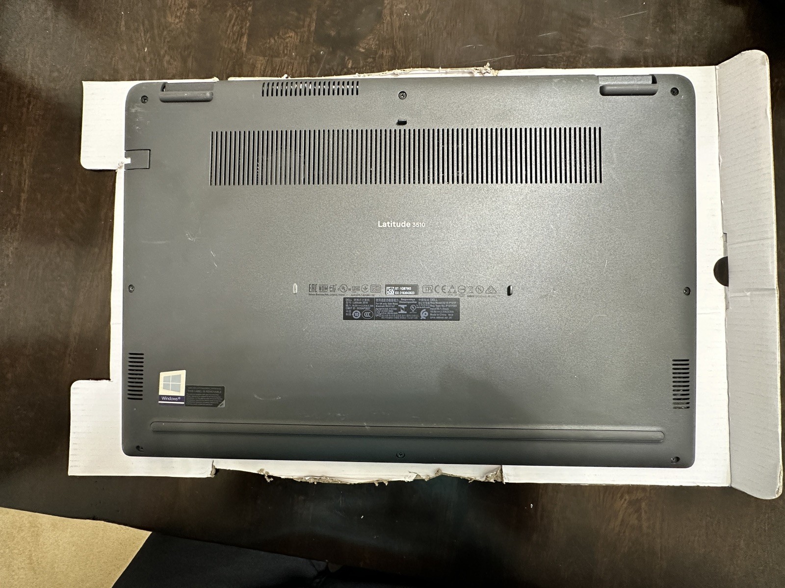 Dell Latitude 3510 15.6” i7-10510U 8GB RAM 256GB SSD Win11 Pro w/130W Charger