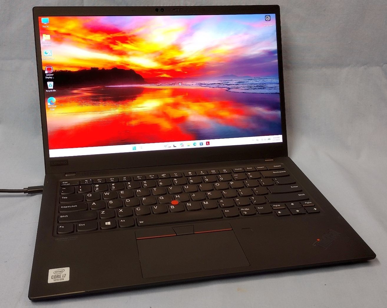 Lenovo ThinkPad X1 Carbon Gen 7 i7 16GB RAM 1TB SSD 3840×2160 IPS Win11P Grade A